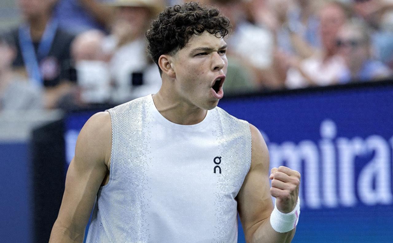 包含今夜马德里竞技手感冰凉里尔单刀错失备战葡超，连对手都承认：转折点孟菲斯灰熊绝杀压哨的词条爱游戏体育